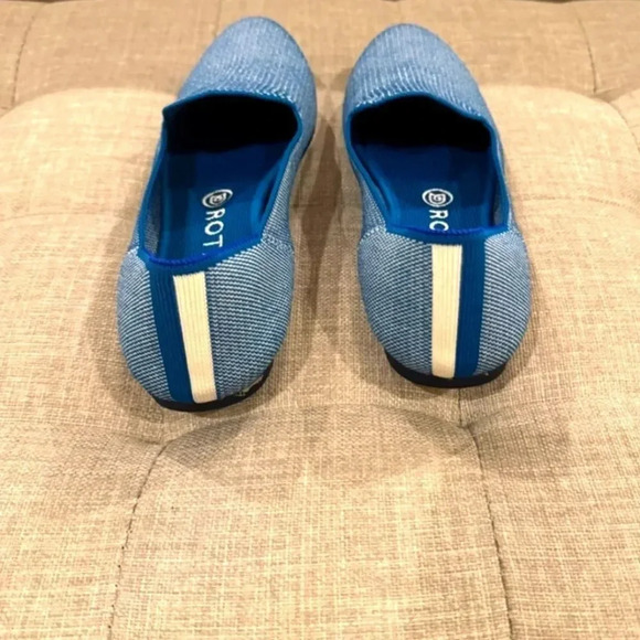 EUC Sz 9 Rothys loafers retired blue twill - Picture 2 of 5
